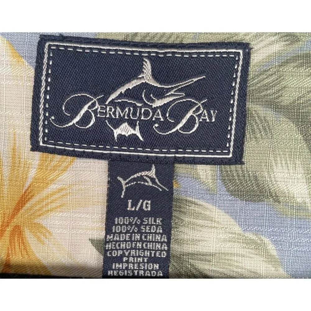 Bermuda Bay Men's Hawaiian Shirt Short sleeves 100% Silk Size Large Blue Floral